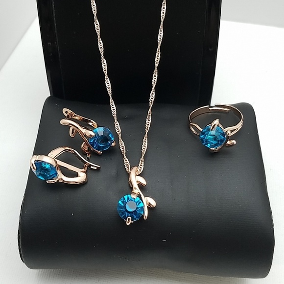Gold Tone Earrings, Ring & 18" Necklace Set Teal - Picture 1 of 1